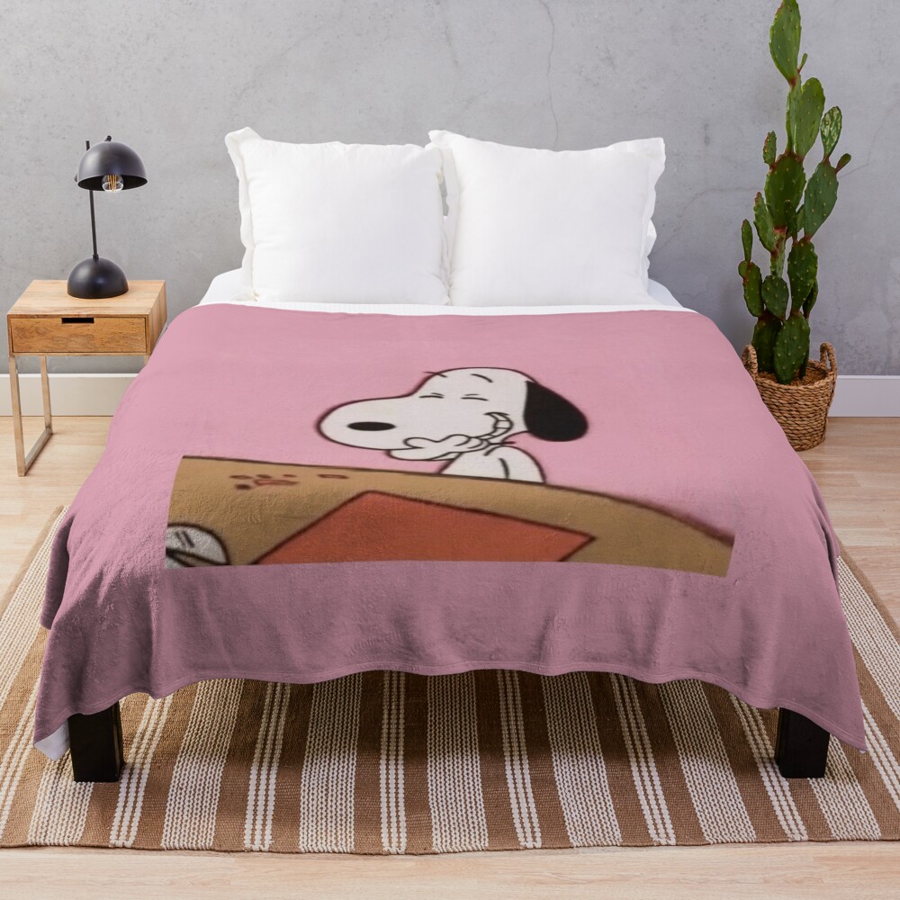 Snoopy Giggling Throw Blanket